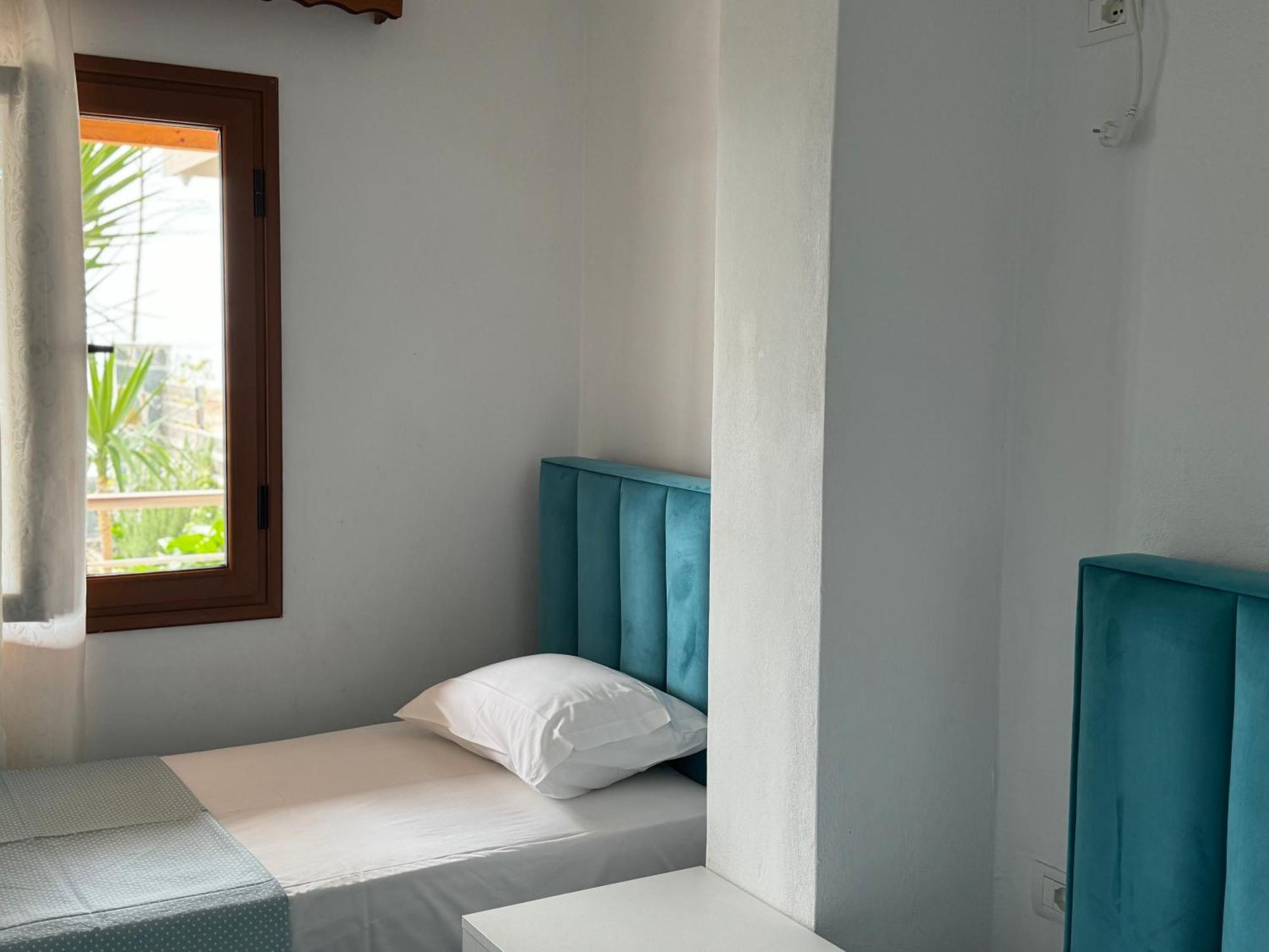 Ionian View B&B Himarë Dış mekan fotoğraf